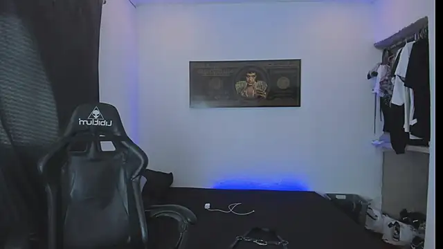 daddy jhons online show from December 22, 6:30 pm