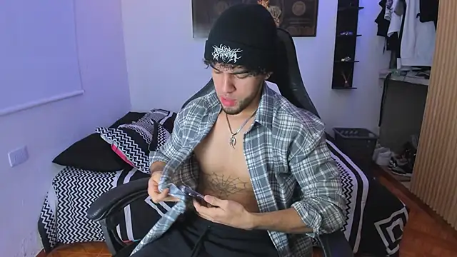 daddy jhons online show from March 18, 7:04 pm