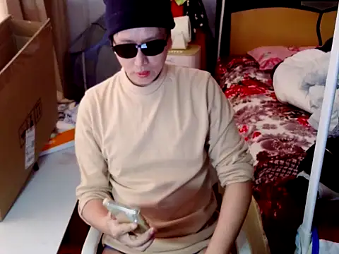 hotkaier online show from January 12, 7:26 am