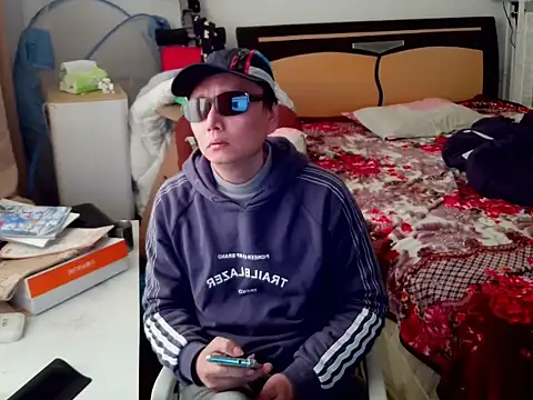 hotkaier online show from March 27, 7:17 am