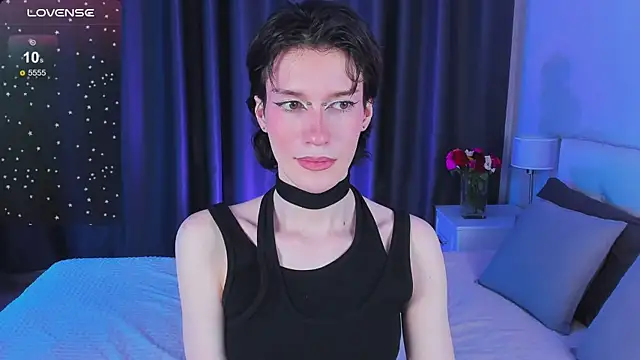 Snapshot of Kolette_Gray chatting on February 18, 4:36 pm Kolette Gray online show from February 18, 4:36 pm