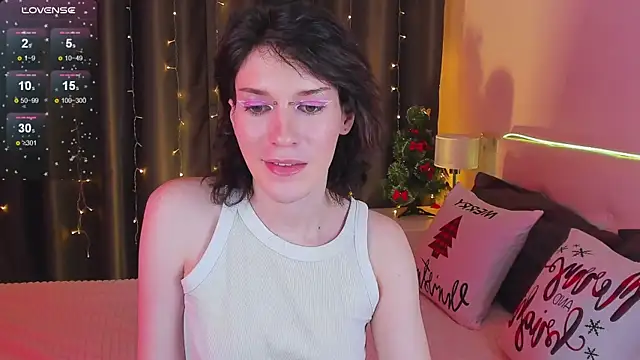 Snapshot of Kolette_Gray chatting on January 11, 3:42 pm Kolette Gray online show from January 11, 3:42 pm