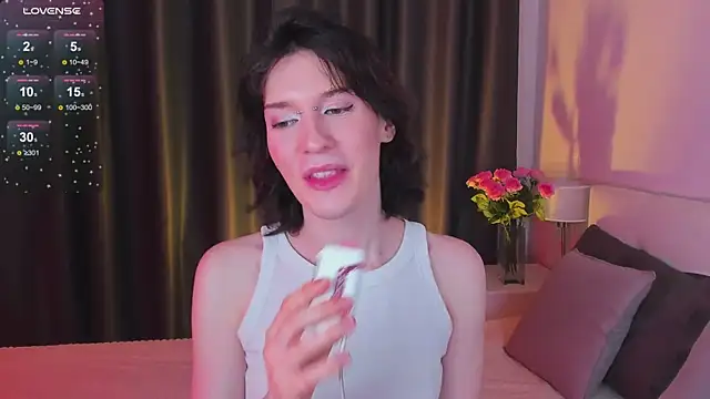 Snapshot of Kolette_Gray chatting on January 19, 3:32 pm Kolette Gray online show from January 19, 3:32 pm