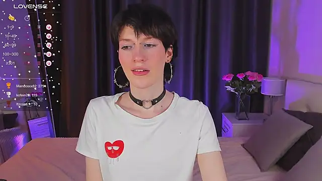 Snapshot of Kolette_Gray chatting on March 2, 11:30 am Kolette Gray online show from March 2, 11:30 am