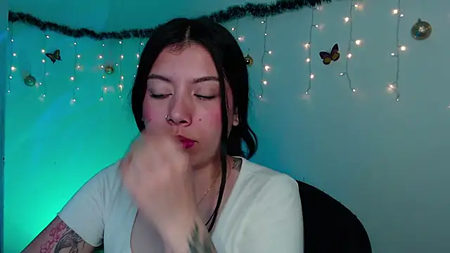 iam emy online show from December 27, 8:56 am