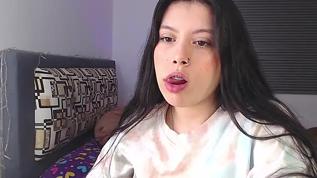 iam emy online show from October 3, 12:14 am