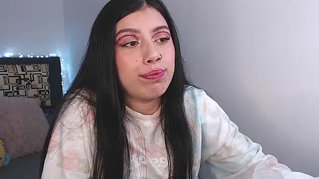 iam emy online show from October 24, 3:05 am