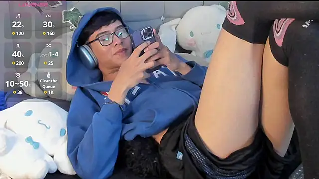 Snapshot of jacks_hotter chatting on March 22, 10:48 pm jacks hotter online show from March 22, 10:48 pm