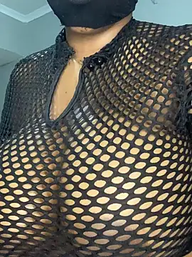 blackshortzbarbie online show from March 17, 9:24 pm