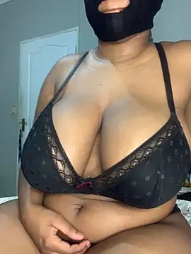 blackshortzbarbie online show from March 21, 10:28 pm