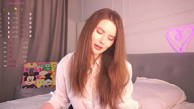 LoraDevon online show from March 7, 3:39 pm