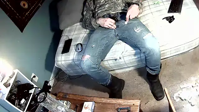 Spunwhiteboy1992 online show from March 23, 7:19 am