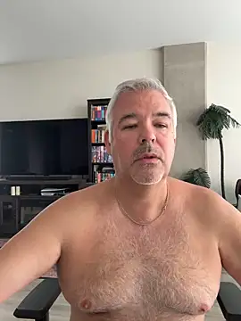 aarosteev2 online show from May 10, 12:42 pm
