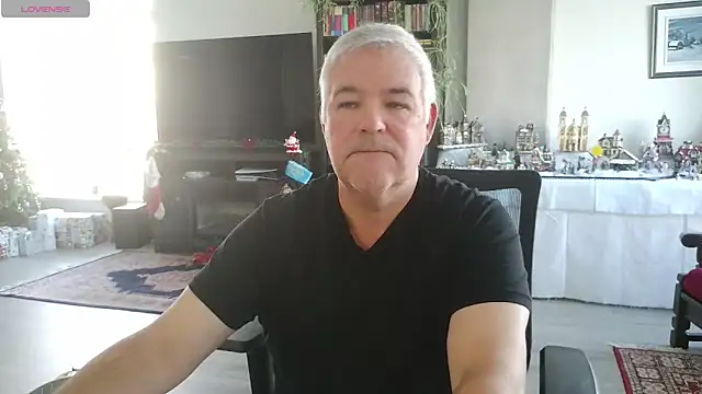 aarosteev2 online show from December 16, 6:23 pm