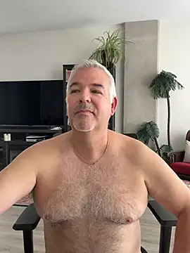 Snapshot of aarosteev2 chatting on July 7, 3:04 pm aarosteev2 online show from July 7, 3:04 pm