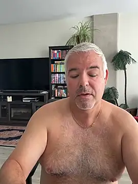 Snapshot of aarosteev2 chatting on July 8, 12:39 pm aarosteev2 online show from July 8, 12:39 pm