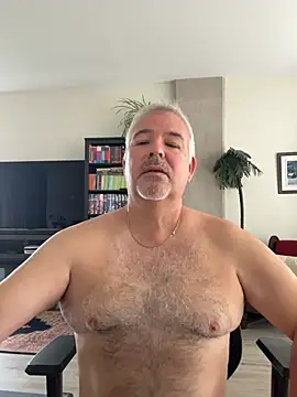 Snapshot of aarosteev2 chatting on June 26, 1:28 pm aarosteev2 online show from June 26, 1:28 pm