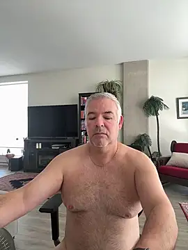 aarosteev2 online show from February 19, 2:47 pm