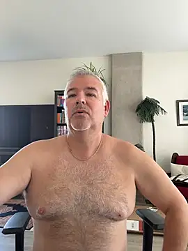 Snapshot of aarosteev2 chatting on June 22, 4:04 pm aarosteev2 online show from June 22, 4:04 pm