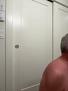 aarosteev2 online show from March 5, 11:38 pm