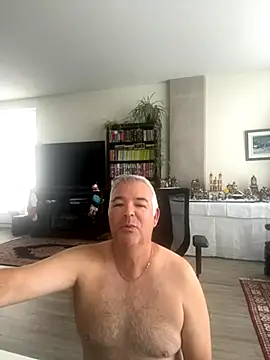 aarosteev2 online show from December 1, 3:35 pm