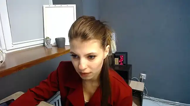 Snapshot of felicity_gold chatting on March 13, 7:31 am felicity gold online show from March 13, 7:31 am