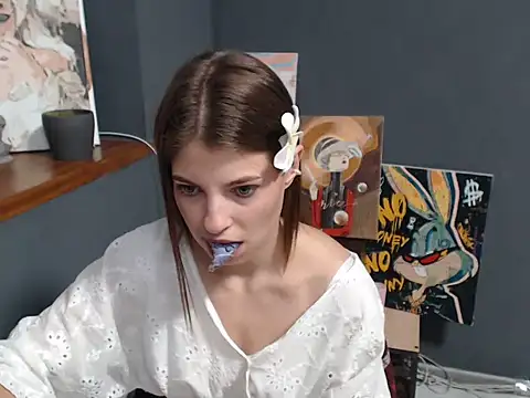 felicity gold online show from June 19, 6:41 am
