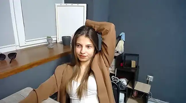 Snapshot of felicity_gold chatting on March 21, 7:33 am felicity gold online show from March 21, 7:33 am