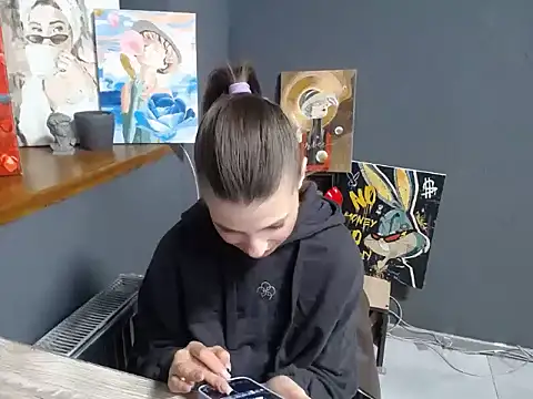 felicity gold online show from March 17, 7:55 am