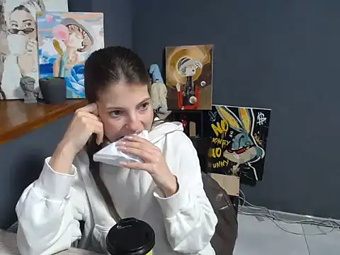 Snapshot of felicity_gold chatting on May 21, 6:11 am felicity gold online show from May 21, 6:11 am