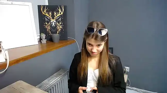 Snapshot of felicity_gold chatting on March 10, 7:22 am felicity gold online show from March 10, 7:22 am