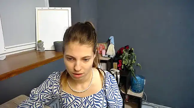 Snapshot of felicity_gold chatting on March 3, 10:28 am felicity gold online show from March 3, 10:28 am