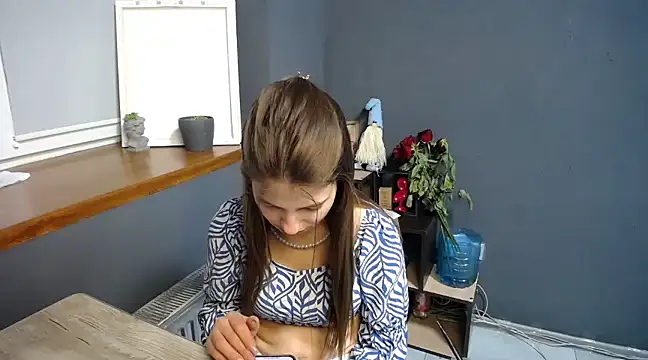 Snapshot of felicity_gold chatting on March 3, 7:24 am felicity gold online show from March 3, 7:24 am