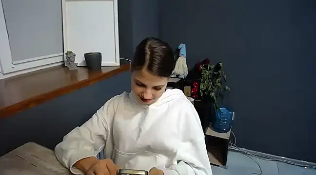 Snapshot of felicity_gold chatting on March 5, 10:22 am felicity gold online show from March 5, 10:22 am