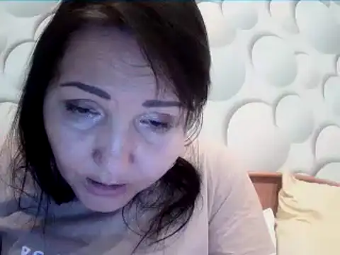 ClaireSunset online show from March 5, 7:10 pm