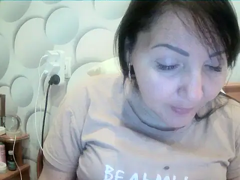 ClaireSunset online show from March 20, 6:53 pm