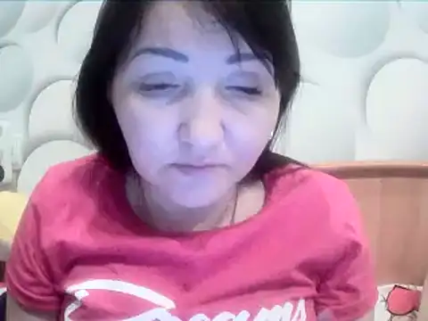 ClaireSunset online show from March 28, 5:47 pm