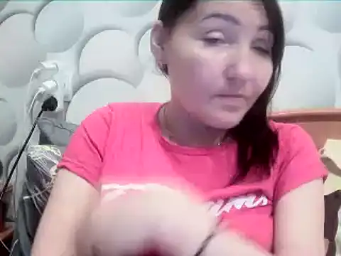 ClaireSunset online show from April 2, 6:14 pm