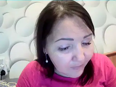 ClaireSunset online show from April 17, 5:38 pm