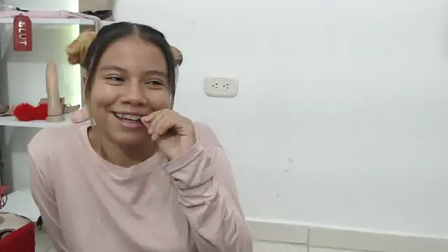 Snapshot of Naomi991 chatting on September 26, 9:32 pm Naomi991 online show from September 26, 9:32 pm