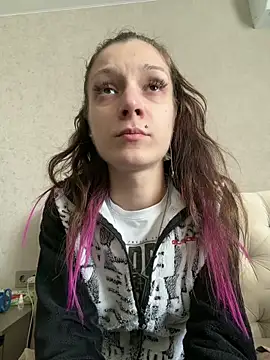 Kathleen Meow online show from May 7, 9:34 am