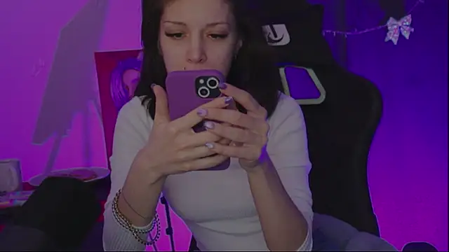 Kathleen Meow online show from February 3, 6:45 am