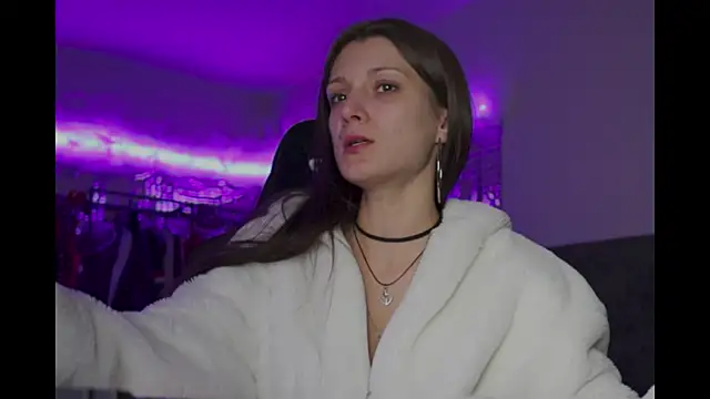 Kathleen Meow online show from September 26, 8:49 pm