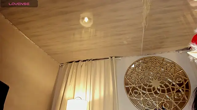 Belliinda 21 online show from December 14, 6:46 pm