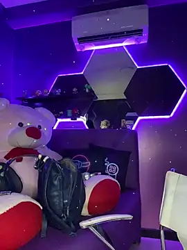 Belliinda 21 online show from March 7, 4:34 pm