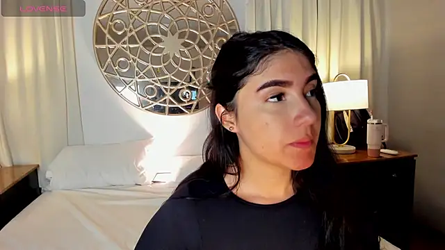 Snapshot of Belliinda_21 chatting on October 1, 6:56 pm Belliinda 21 online show from October 1, 6:56 pm