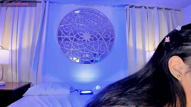 Belliinda 21 online show from December 15, 6:58 pm