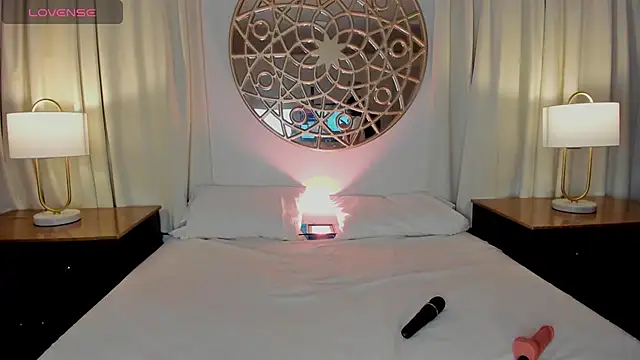Snapshot of Belliinda_21 chatting on September 29, 6:46 pm Belliinda 21 online show from September 29, 6:46 pm