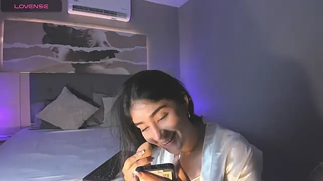 Snapshot of Belliinda_21 chatting on March 2, 6:57 pm Belliinda 21 online show from March 2, 6:57 pm