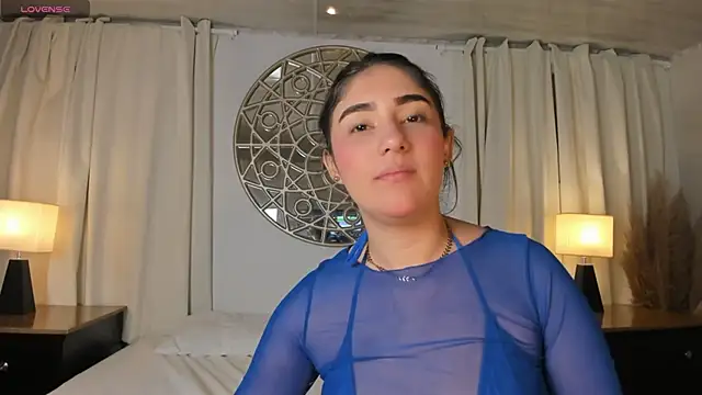 Snapshot of Belliinda_21 chatting on March 18, 6:50 pm Belliinda 21 online show from March 18, 6:50 pm